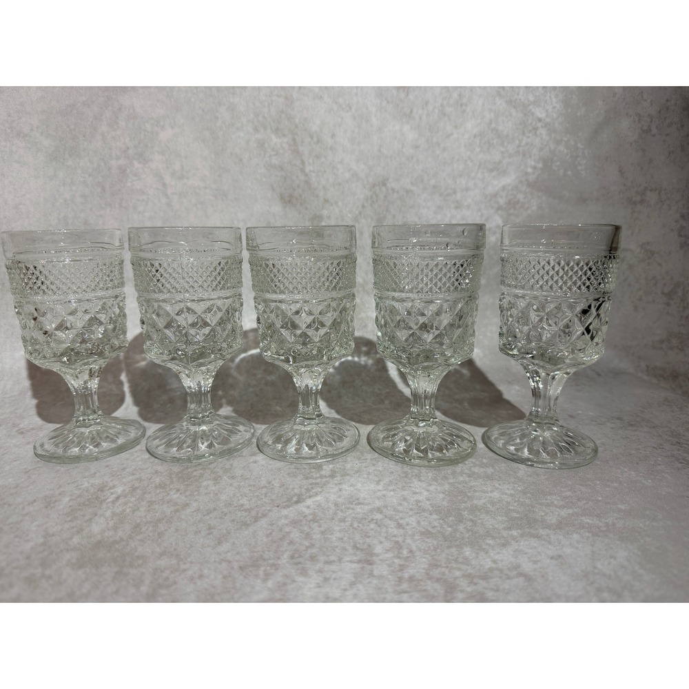 Anchor‎ Hocking Wexford Pattern Clear Pressed Glass Wine Glasses (Set of 5)